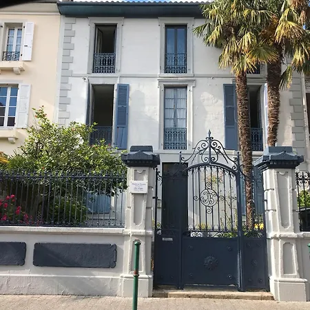 Apartment Beau Rez De Jardin *