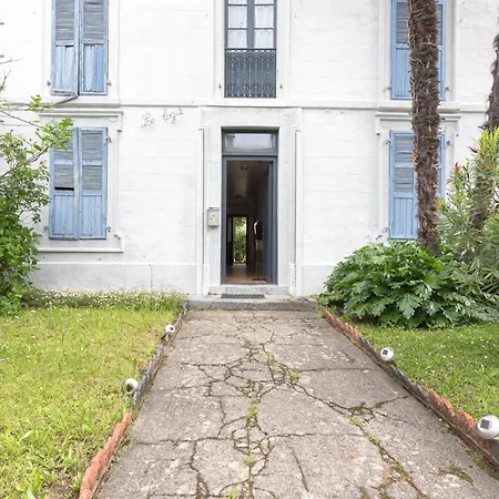 Le Beout Rez-de-jardin 公寓